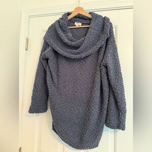 Umgee blueish/  gray Cowl Neck Sweater